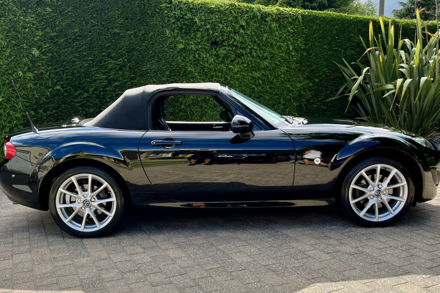 Mazda MX-5  